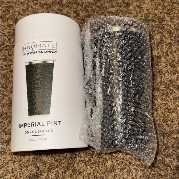 BrüMate Imperial Pint Onyx Leopard - Picture 2 of 3